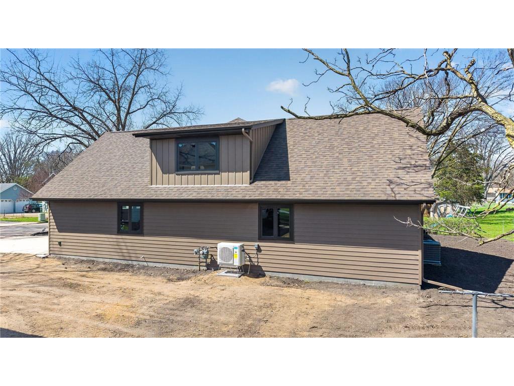 527 Miller Ave SW Hutchinson MN 55350 7026896 image41