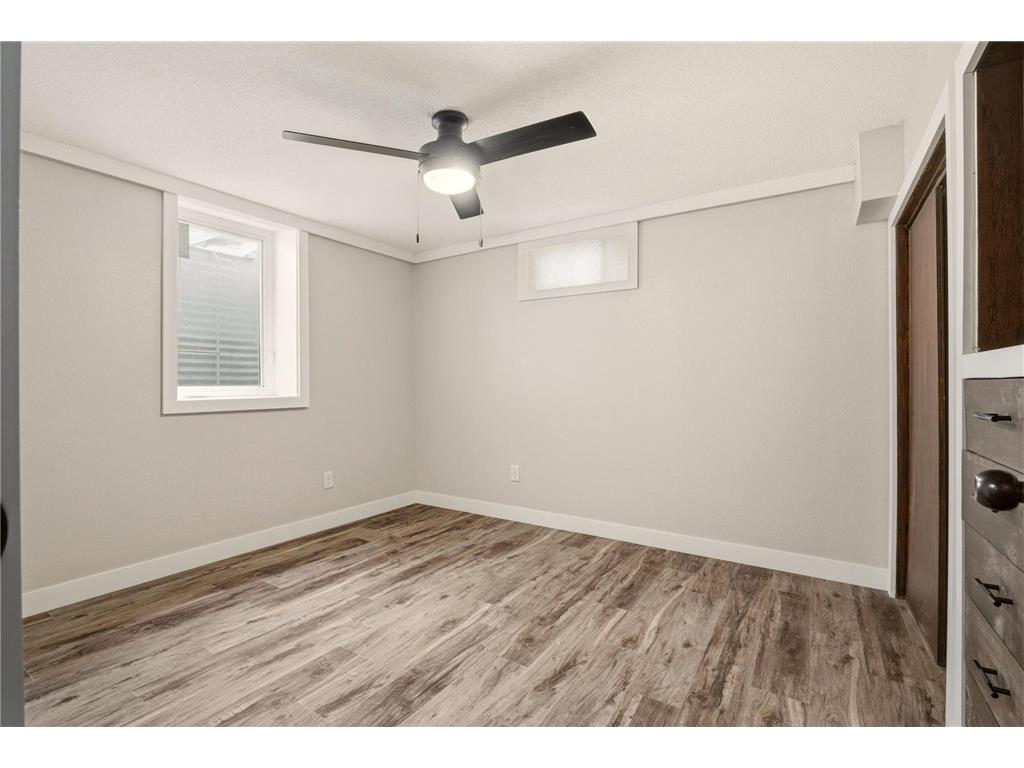 527 S 2nd Street La Crescent MN 55947 7090471 image34