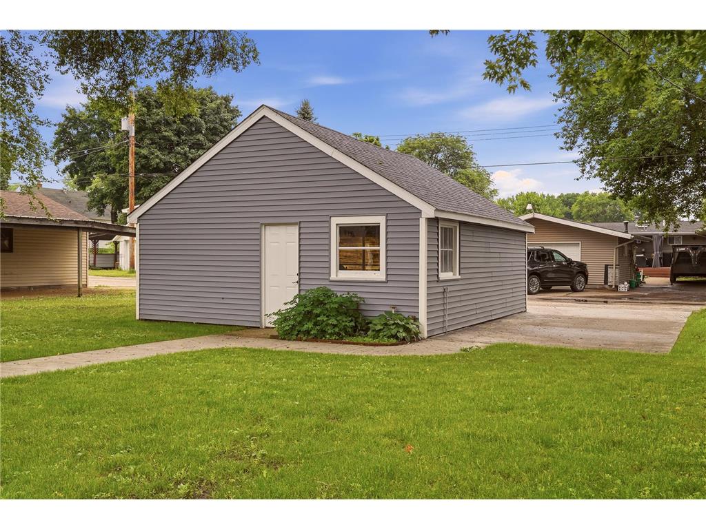 527 S 2nd Street La Crescent MN 55947 7090471 image36