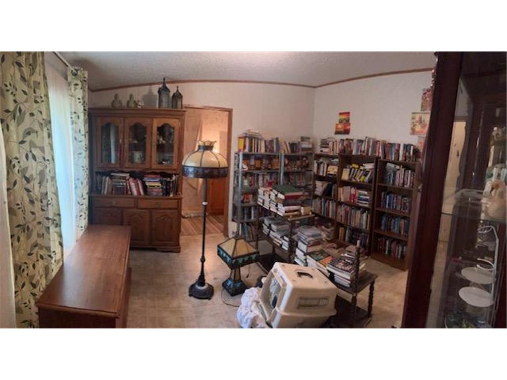 527 South Street E Litchfield MN 55355 6749475 image10