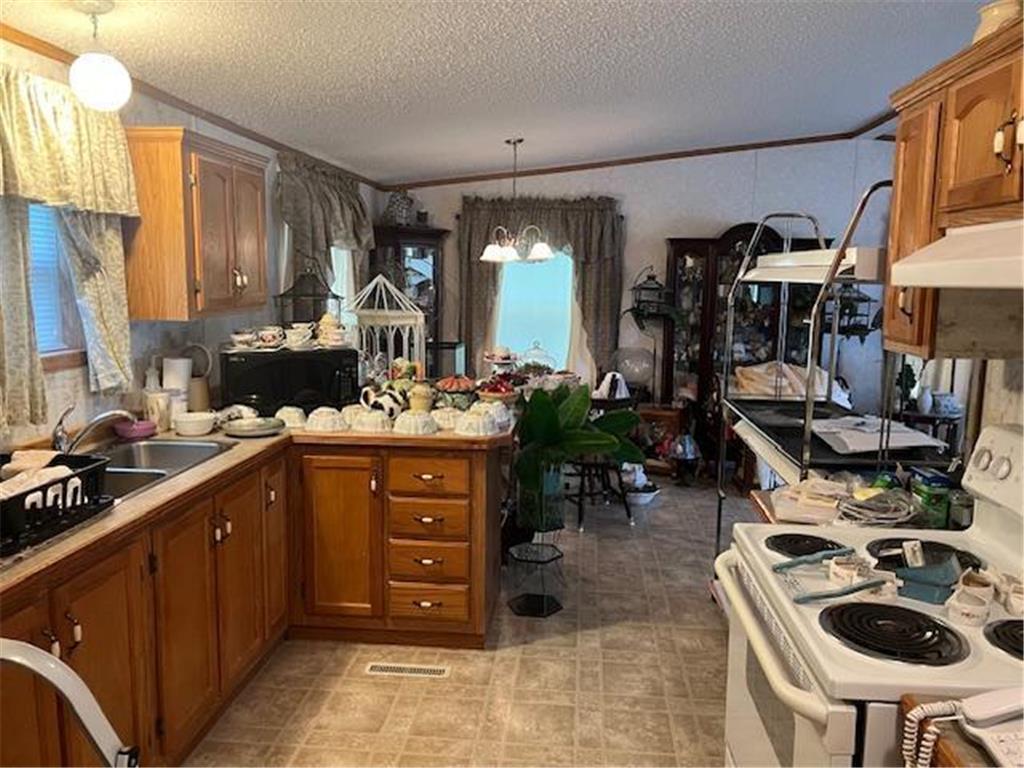 527 South Street E Litchfield MN 55355 6749475 image7