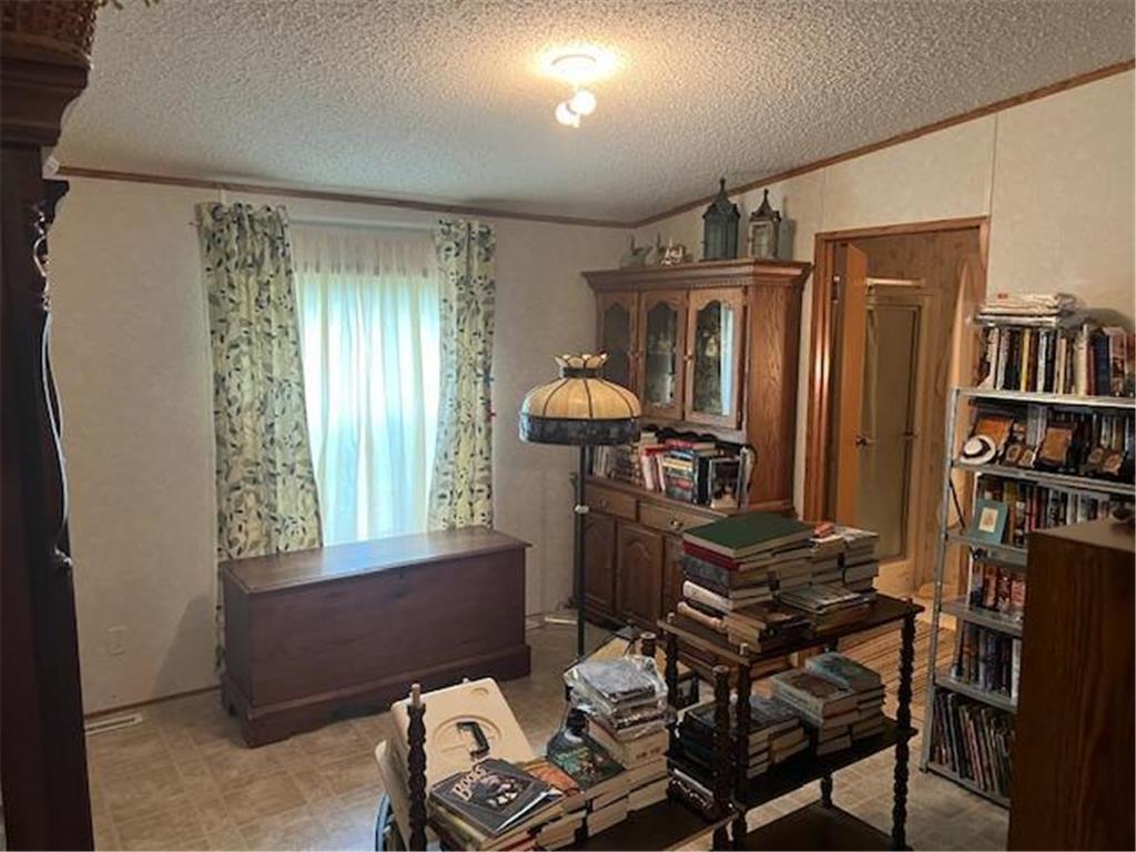 527 South Street E Litchfield MN 55355 6749475 image8