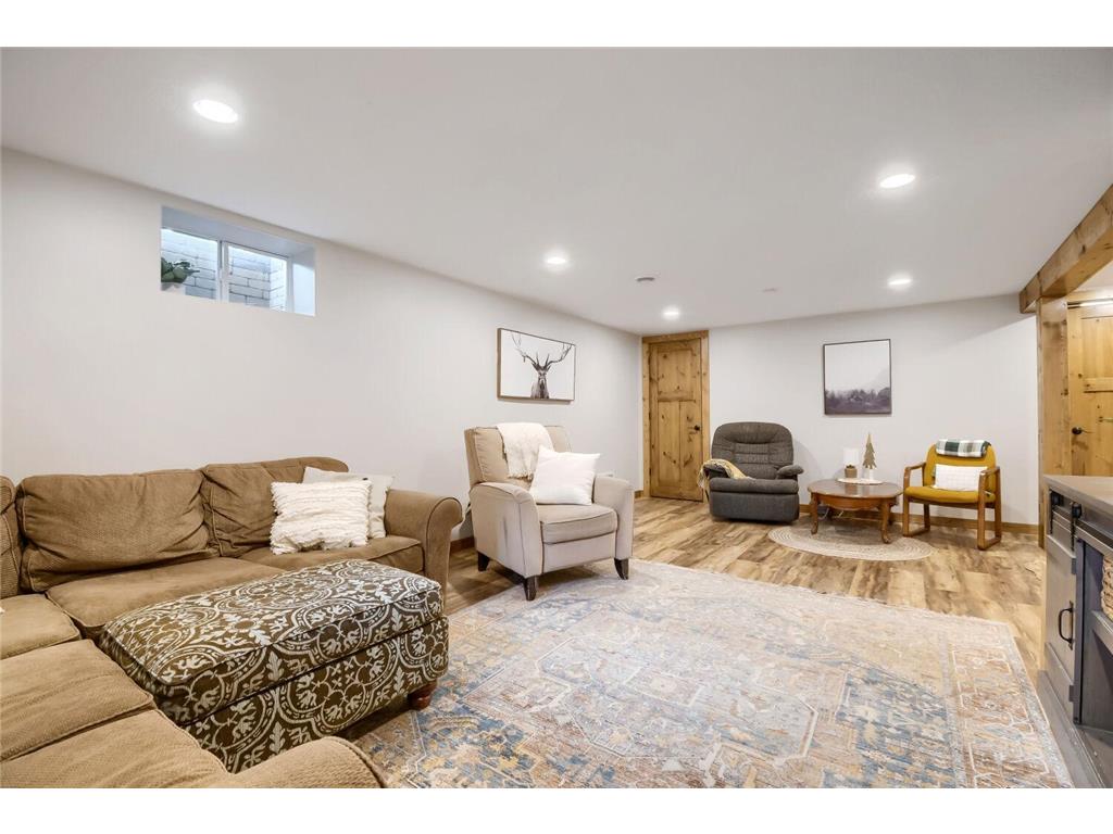 527 W Division Street River Falls WI 54022 7067449 image16