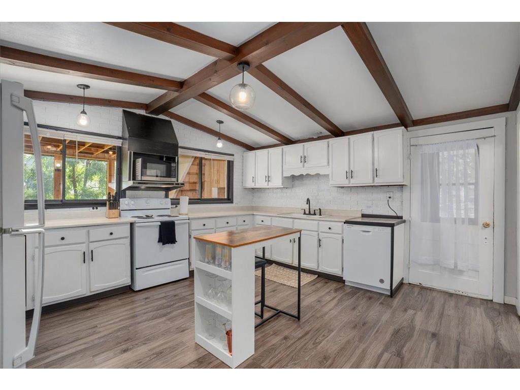 527 W Grand Avenue Eau Claire WI 54703 6785011 image10