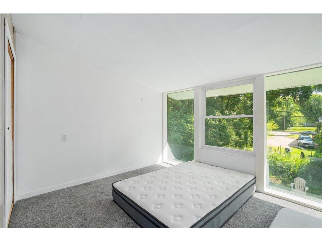 527 W Grand Avenue Eau Claire WI 54703 6785011 image19