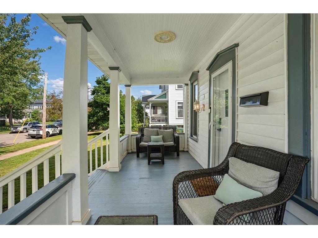 527 W Grand Avenue Eau Claire WI 54703 6785011 image23