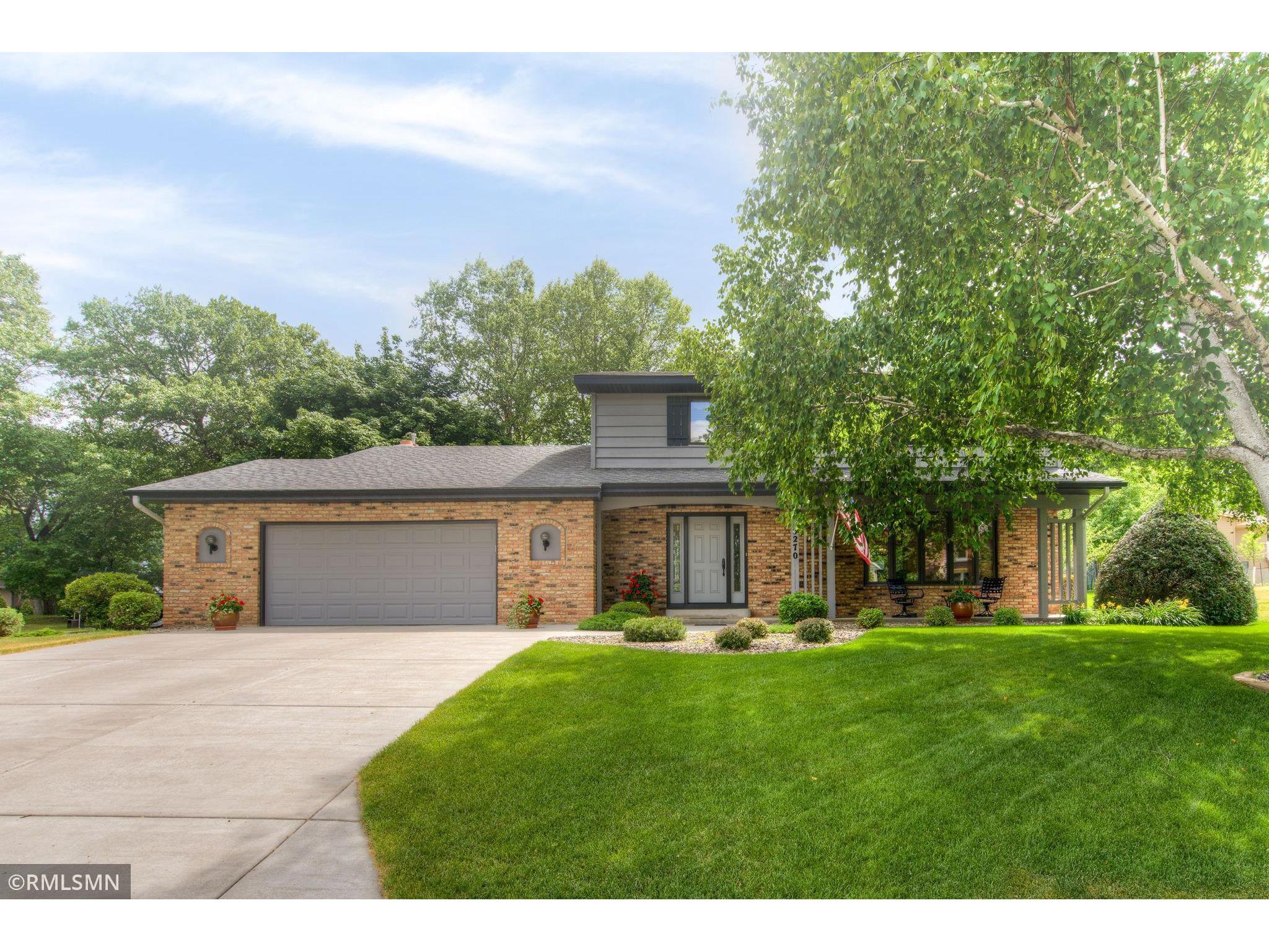 5270 E Lake Beach Court, Shoreview, MN, 55126 MLS 6013877 Edina Realty