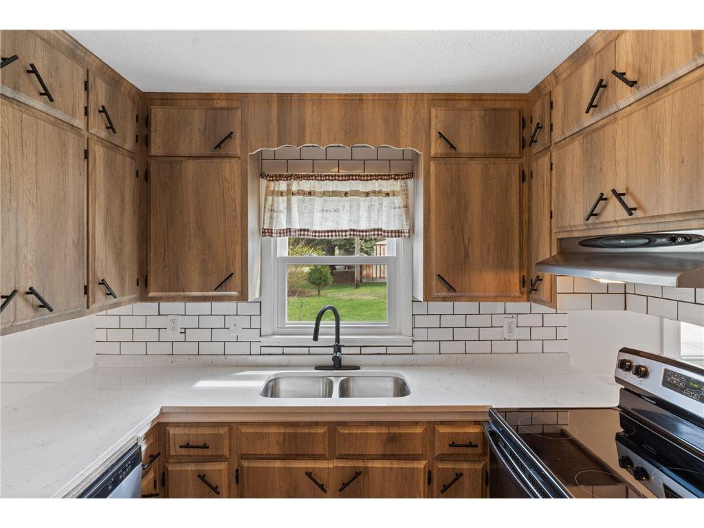 5271 Buchanan Street NE Fridley MN 55421 7032743 image13