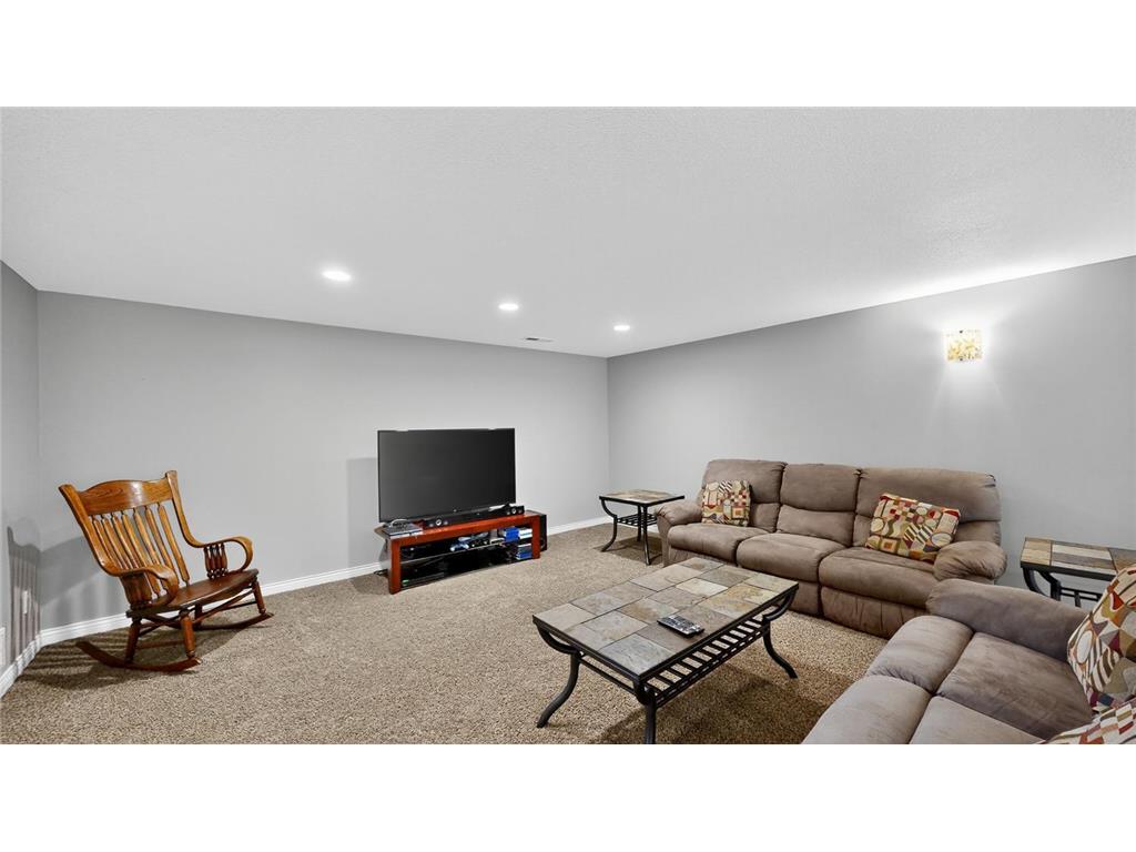 5274 Southwood Drive SW Rochester MN 55902 6766263 image34