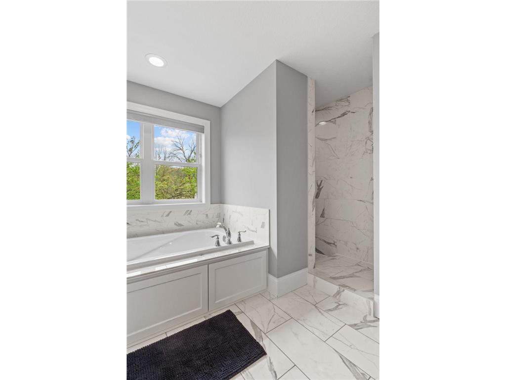 5275 Ranchview Lane N Plymouth MN 55446 7066000 image12