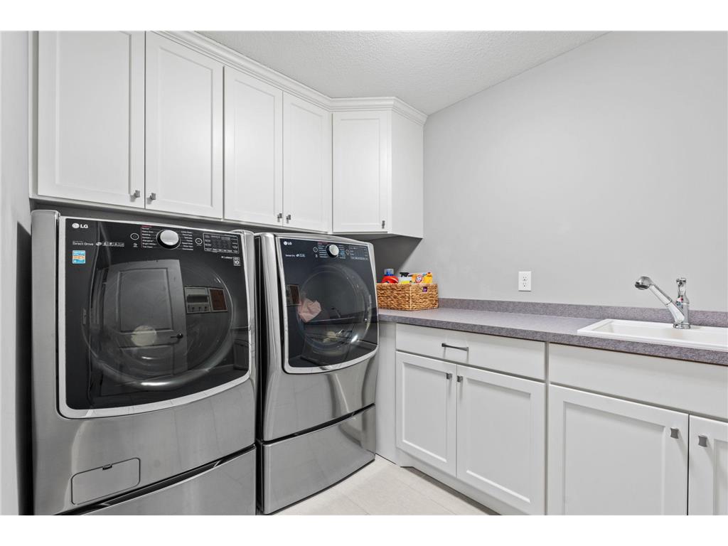 5275 Ranchview Lane N Plymouth MN 55446 7066000 image22