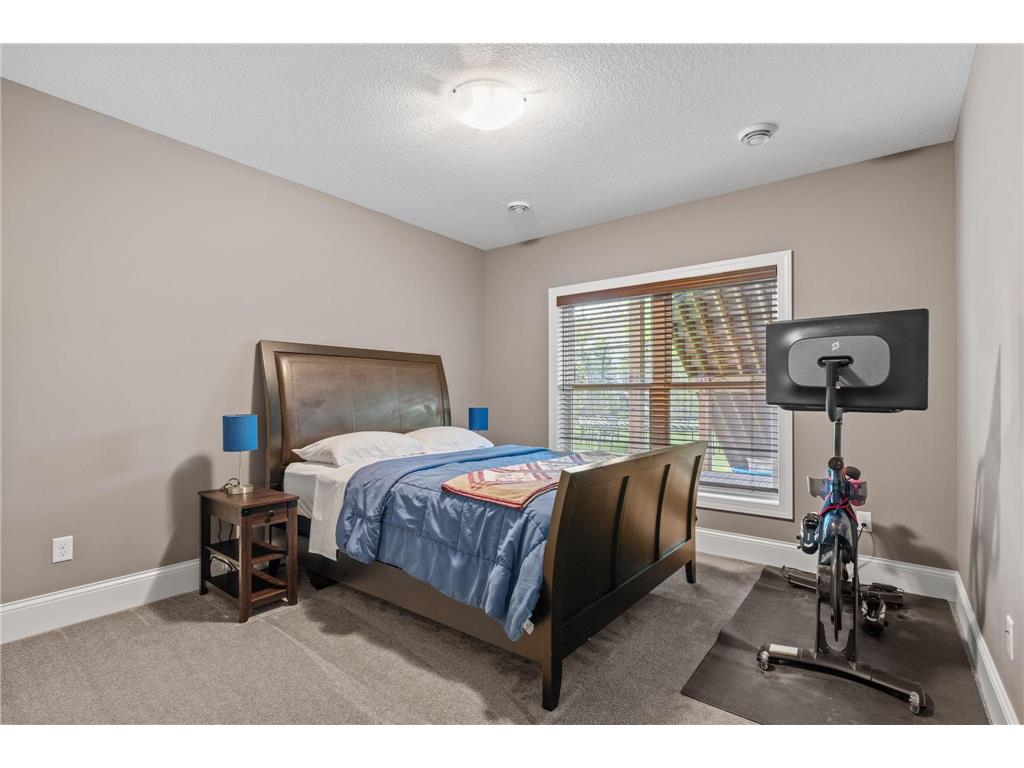 5275 Ranchview Lane N Plymouth MN 55446 7066000 image25