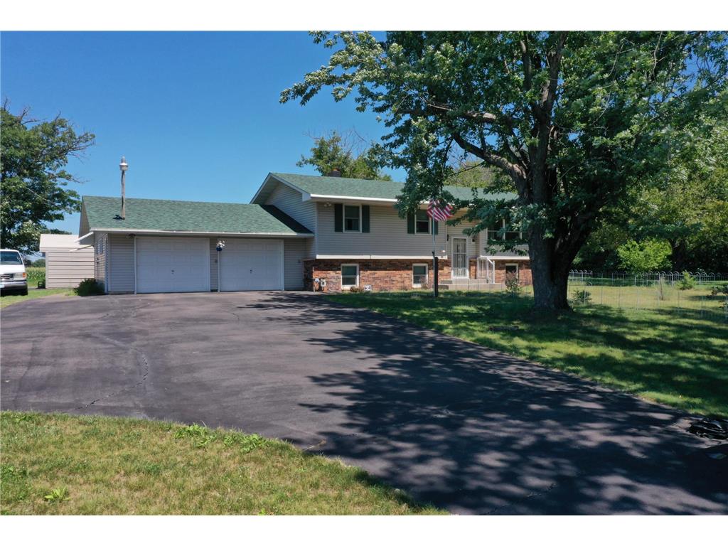5276 392nd Street North Branch MN 55056 7109788 image1