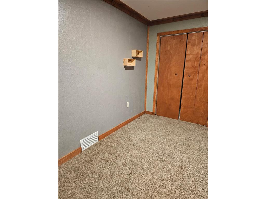 528 5th Avenue Calumet MN 55716 7074732 image15