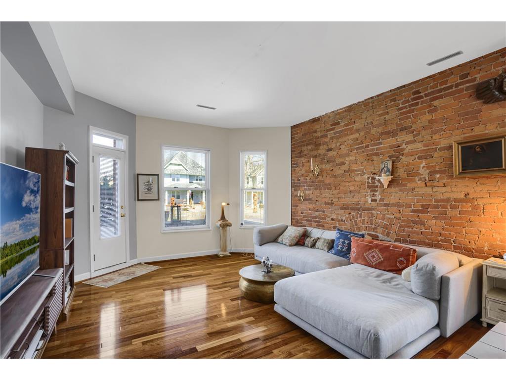 528 Ashland Avenue #2 Saint Paul MN 55102 6350452 image1