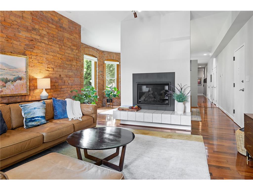 528 Ashland Avenue #2 Saint Paul MN 55102 7053596 image4