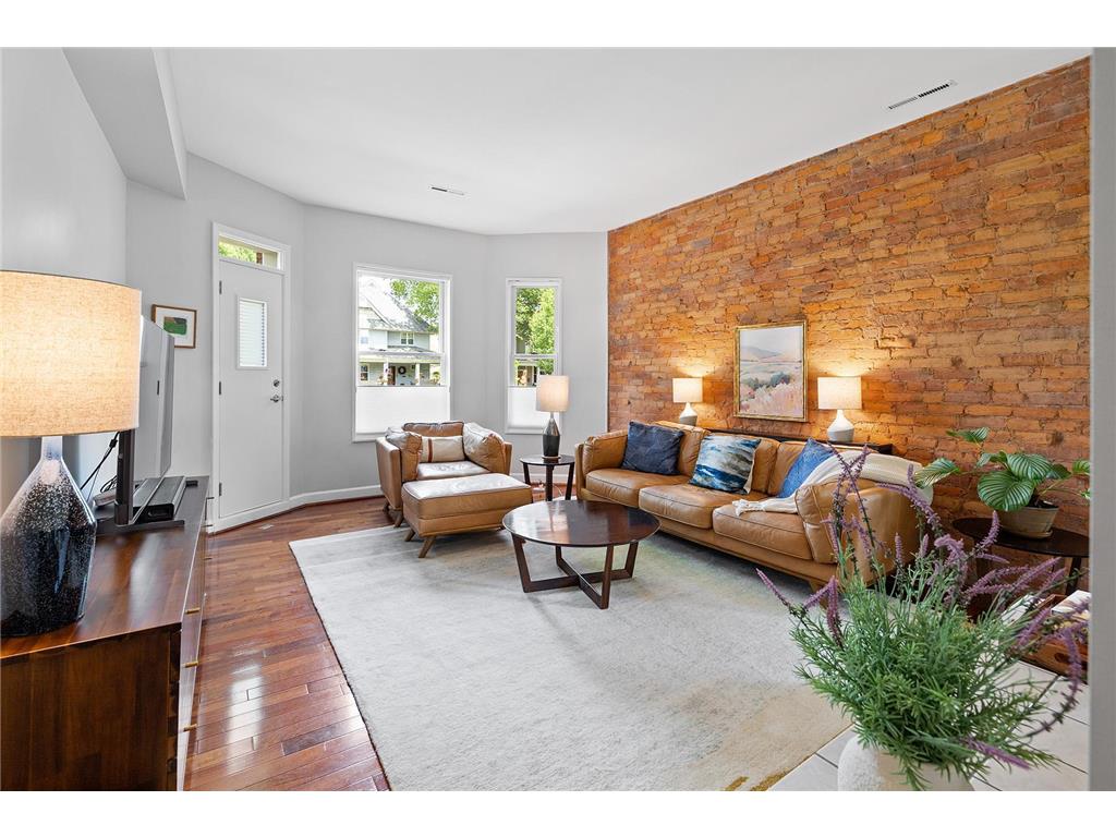 528 Ashland Avenue #2 Saint Paul MN 55102 7053596 image6
