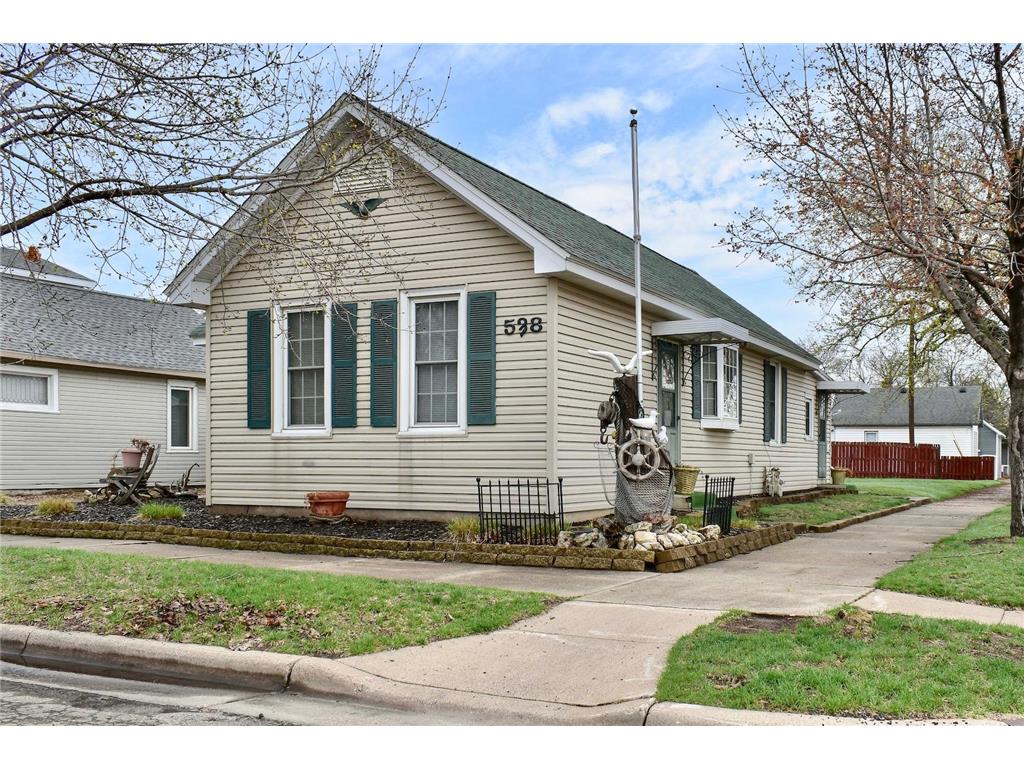 528 Chatfield Street Winona MN 55987 7060107 image1