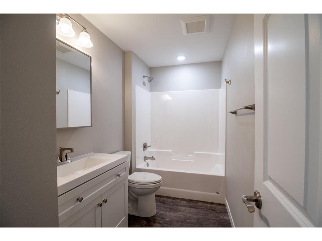 528 E St Charles Avenue Fergus Falls MN 56537 7088618 image12