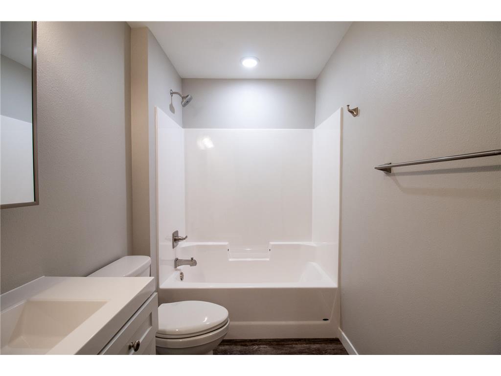 528 E St Charles Avenue Fergus Falls MN 56537 7088618 image13