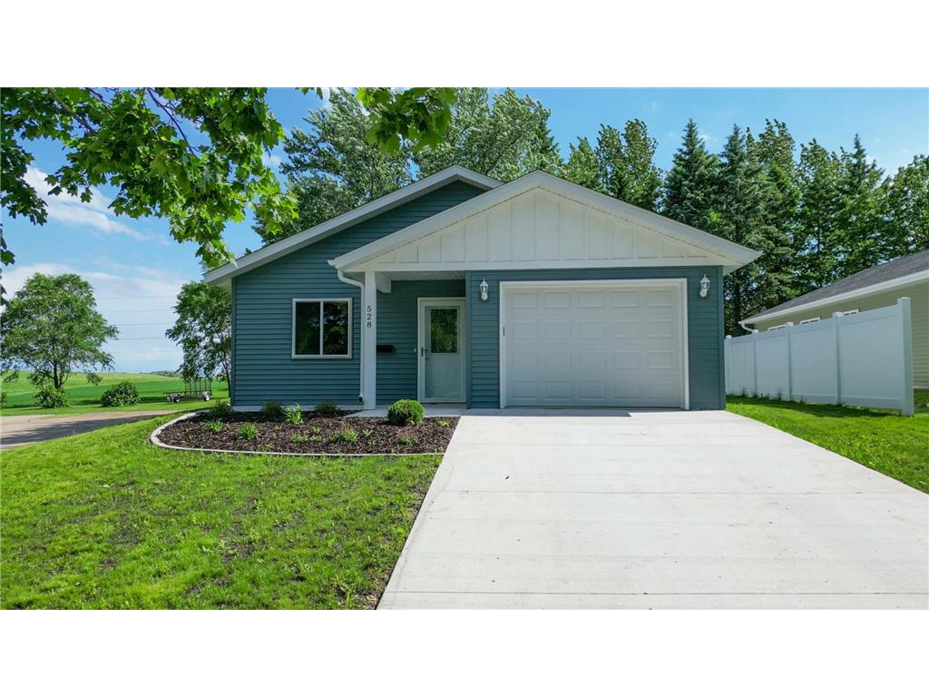 528 E St Charles Avenue Fergus Falls MN 56537 7088618 image30