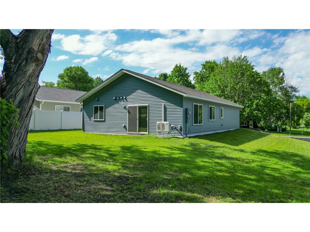 528 E St Charles Avenue Fergus Falls MN 56537 7088618 image6