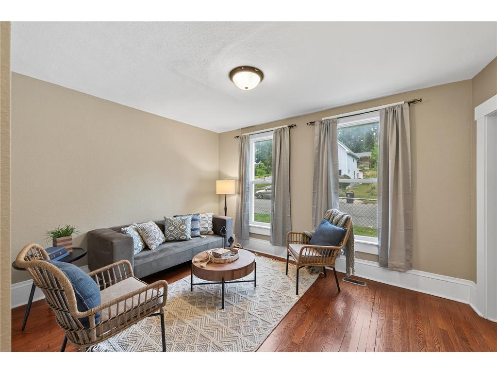 528 Lawson Avenue E Saint Paul MN 55130 6788753 image1