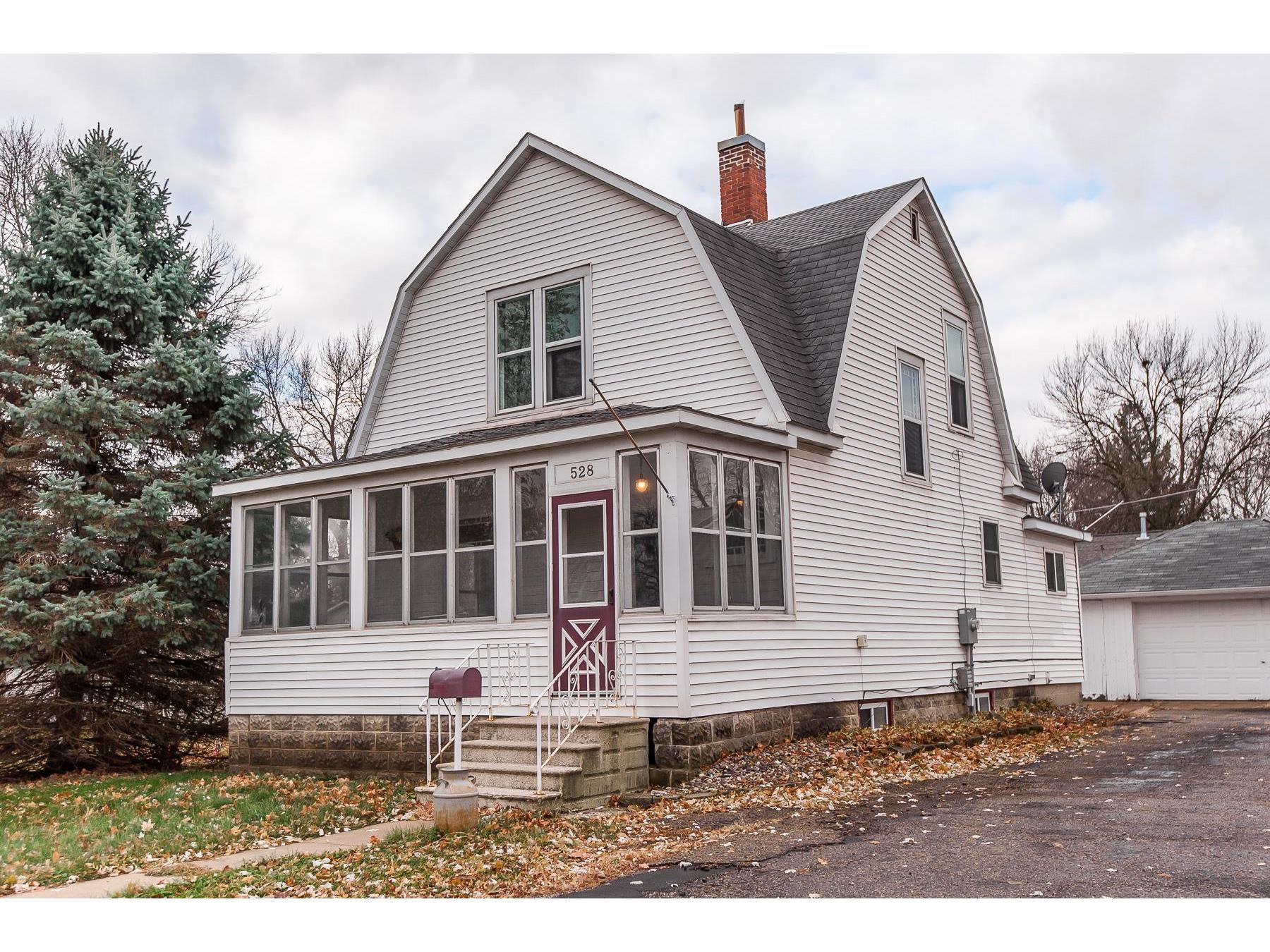 528 N Broadway Street, Spring Valley, MN 55975 MLS 6135486 Edina