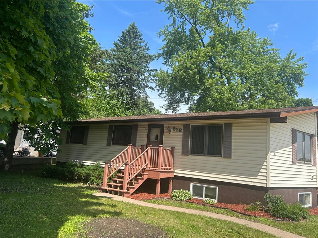 528 Pine Street Glenwood City WI 54013 6521020 image1