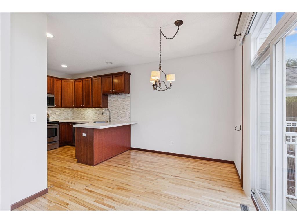 528 Sutherland Drive Woodbury MN 55129 6815994 image13