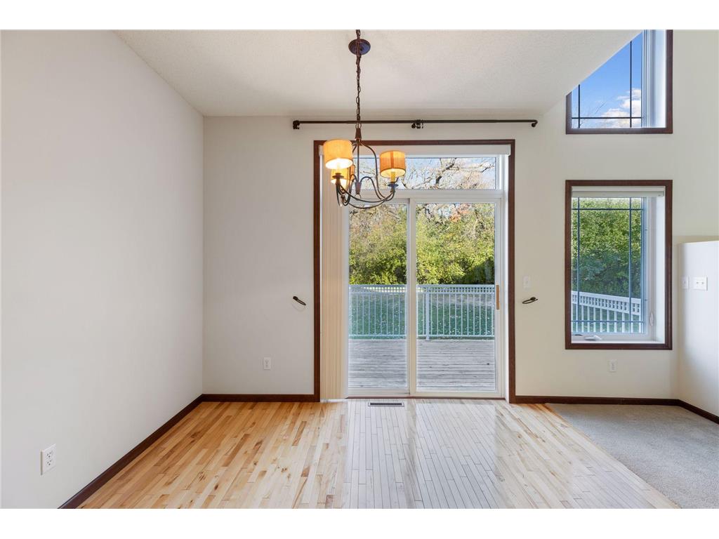 528 Sutherland Drive Woodbury MN 55129 6815994 image14