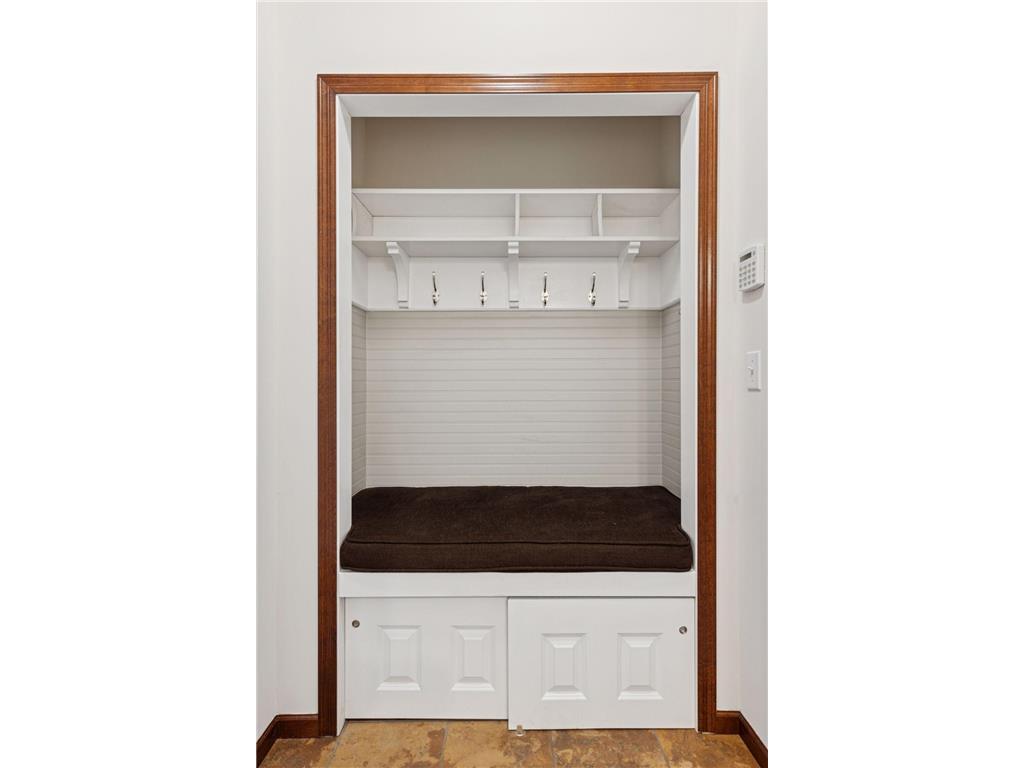 528 Sutherland Drive Woodbury MN 55129 6815994 image24