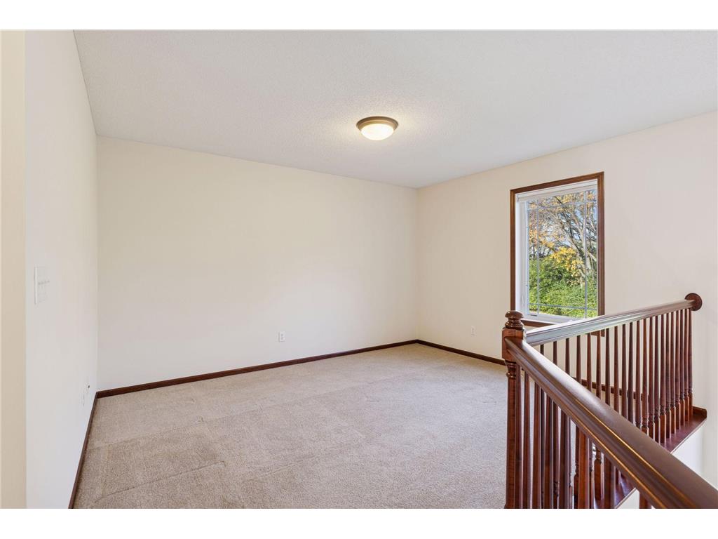 528 Sutherland Drive Woodbury MN 55129 6815994 image27