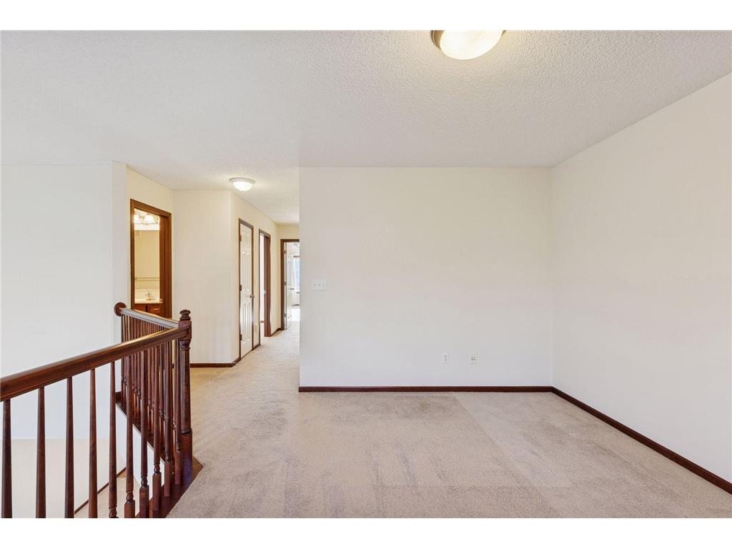 528 Sutherland Drive Woodbury MN 55129 6815994 image29