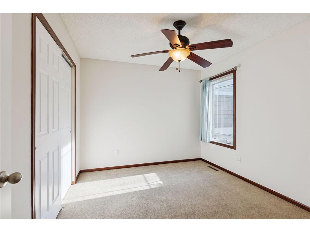 528 Sutherland Drive Woodbury MN 55129 6815994 image32