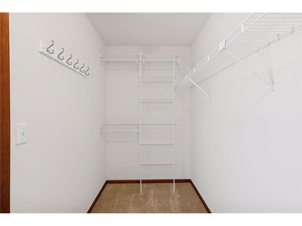 528 Sutherland Drive Woodbury MN 55129 6815994 image36