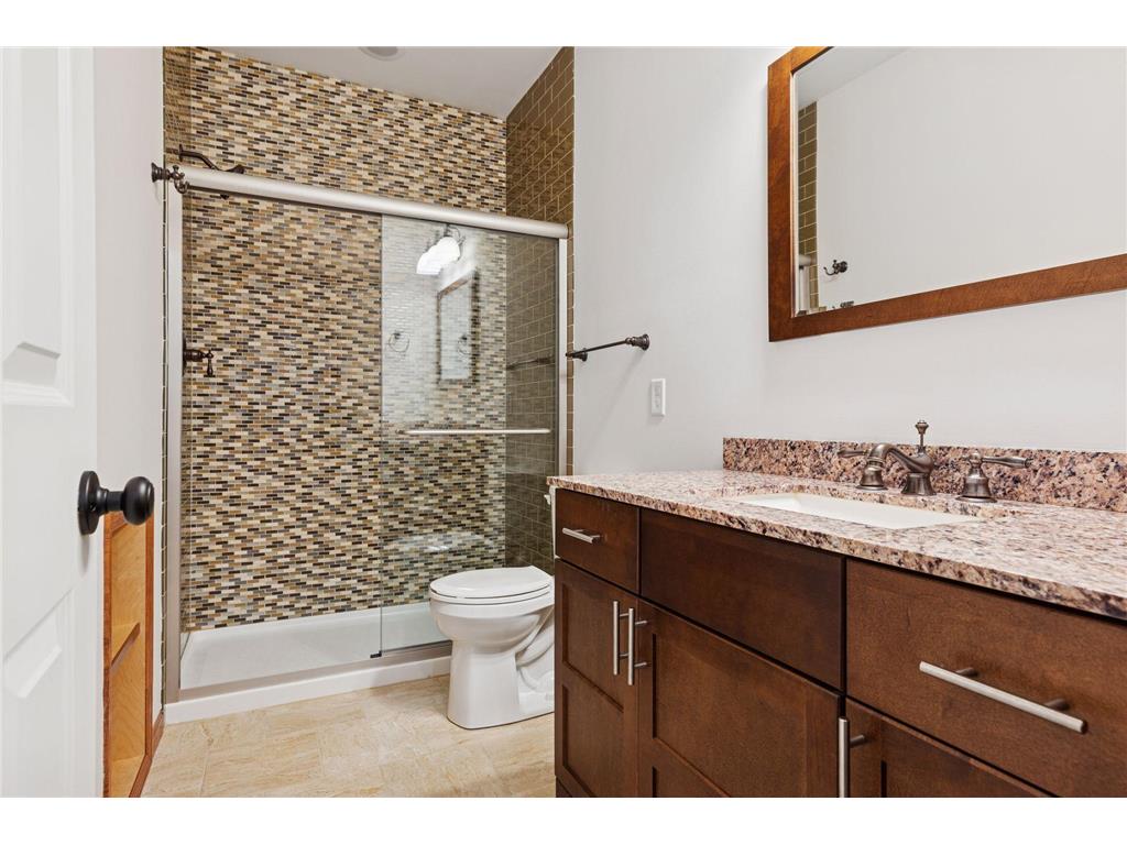 528 Sutherland Drive Woodbury MN 55129 6815994 image44