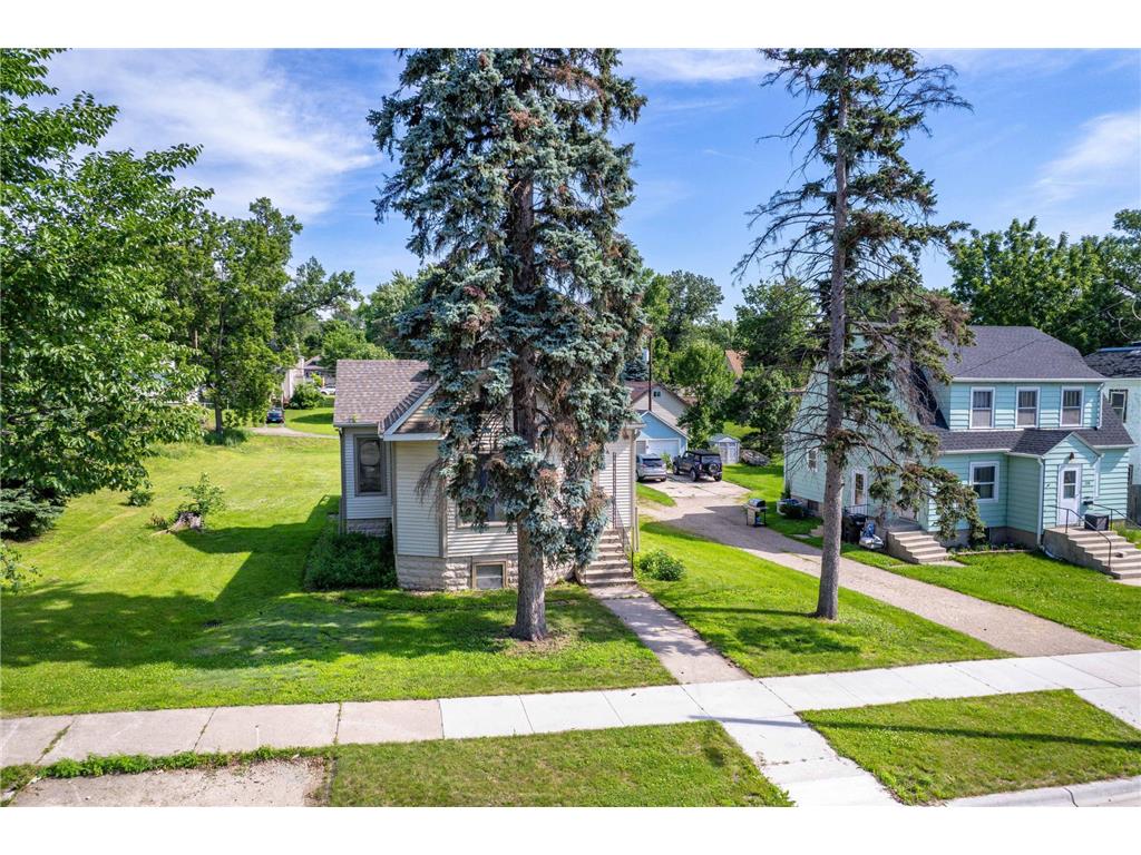 528 W Summit Avenue Fergus Falls MN 56537 7104948 image20