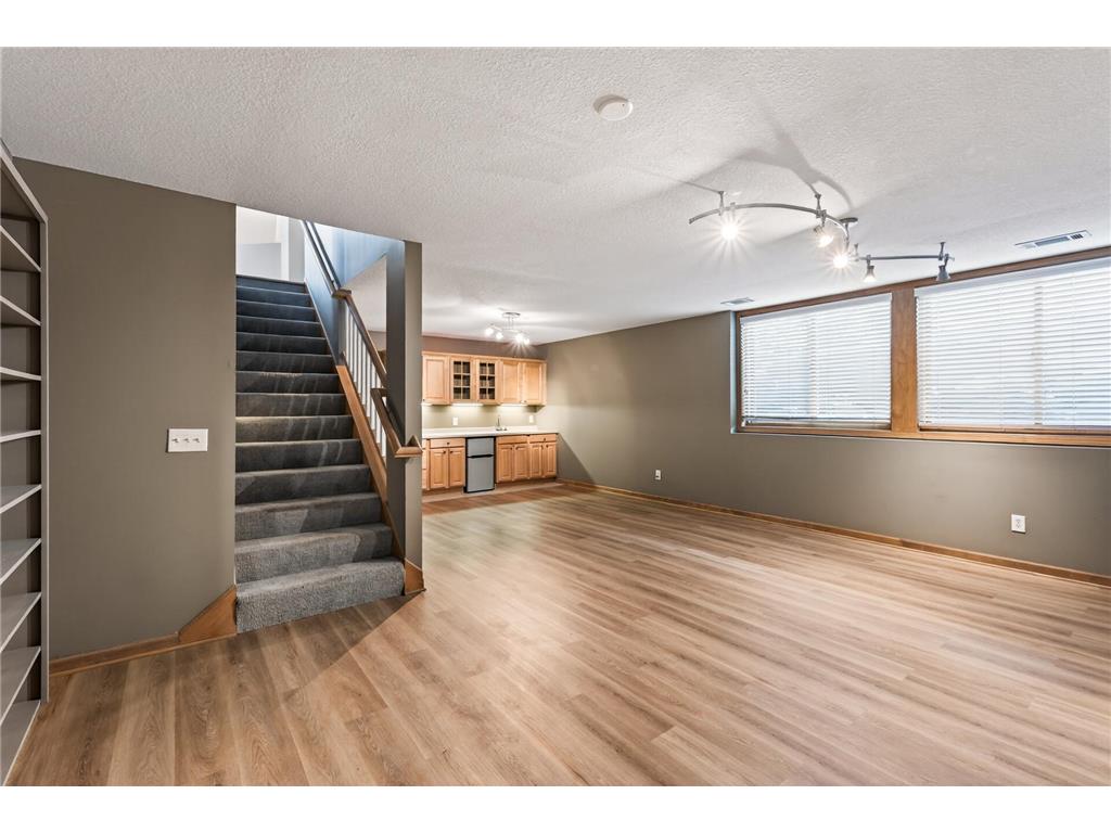 528 Wildflower Burnsville MN 55306 7022612 image21