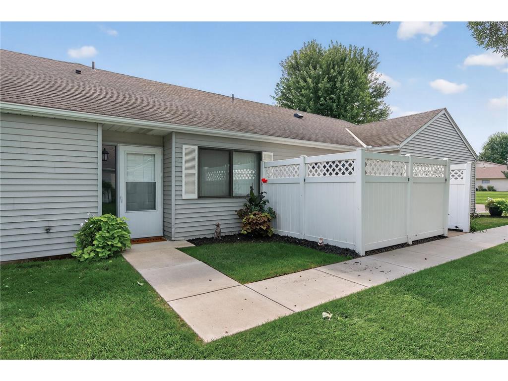 5281 149th Street W Apple Valley MN 55124 6776797 image1