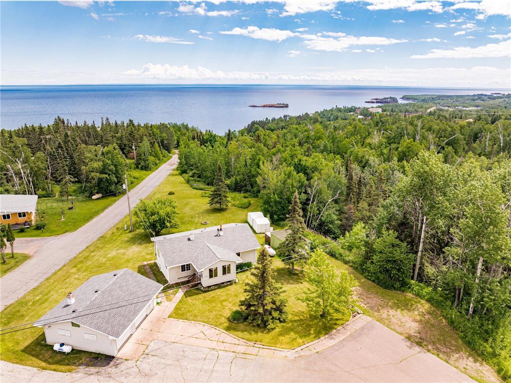 5282 Highway 61 Beaver Bay Twp MN 55614 6555320 image1