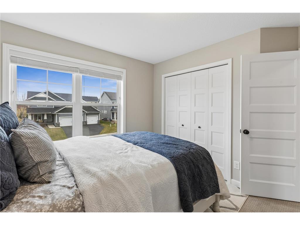 5288 Porchlight View Woodbury MN 55129 7051062 image35