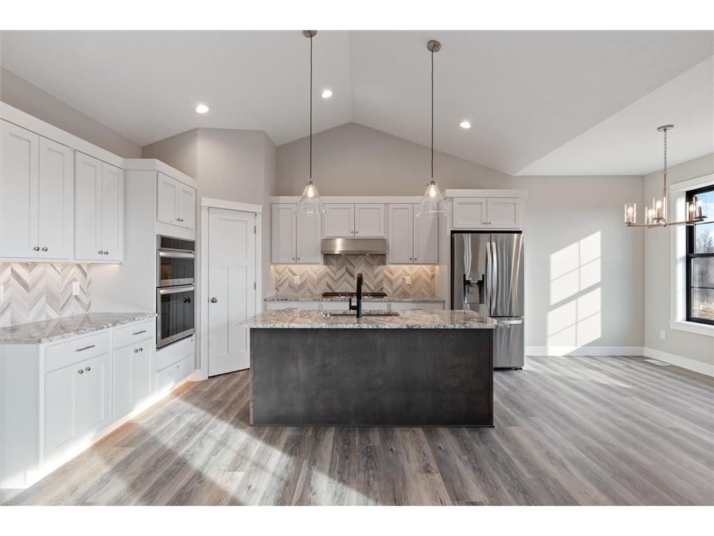 529 Chapman Hills Court Saint Joseph Twp WI 54016 7091163 image6