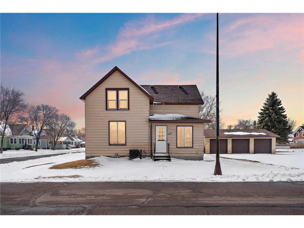 529 Division Street Brownton MN 55312 7039489 image1
