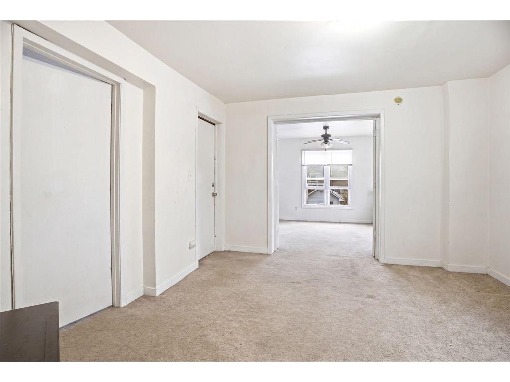 529 Galtier Street Saint Paul MN 55103 7075039 image5