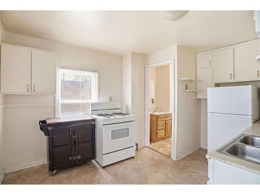 529 Galtier Street Saint Paul MN 55103 7075039 image6
