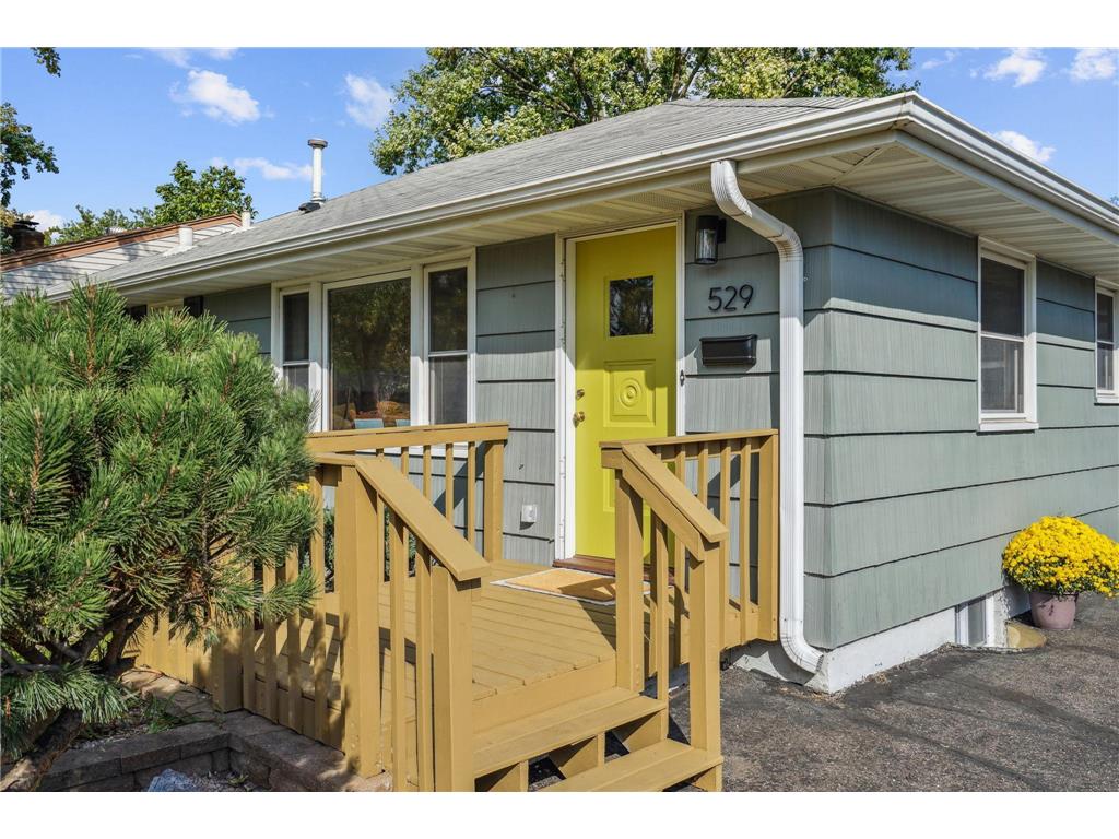 529 Park Valley Drive E Hopkins MN 55343 6610858 image1