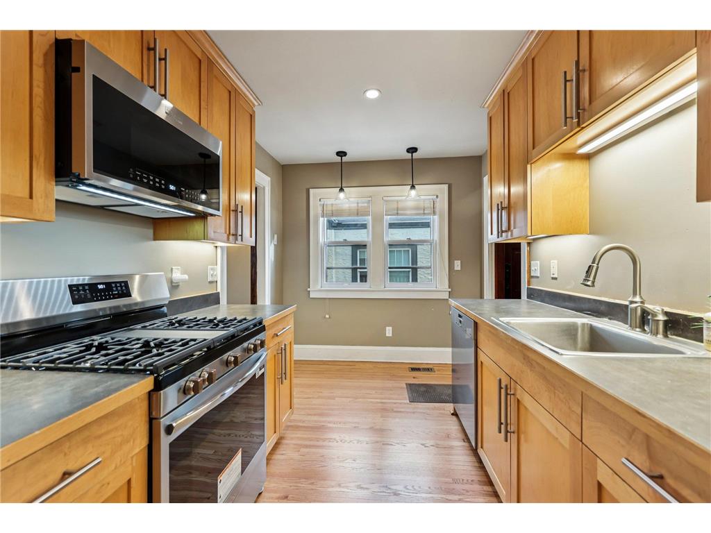 529 Saratoga Street S Saint Paul MN 55116 7040859 image13