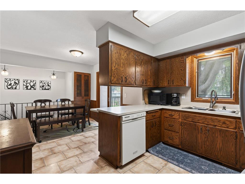 5296 83rd Avenue N Brooklyn Park MN 55443 7067384 image13