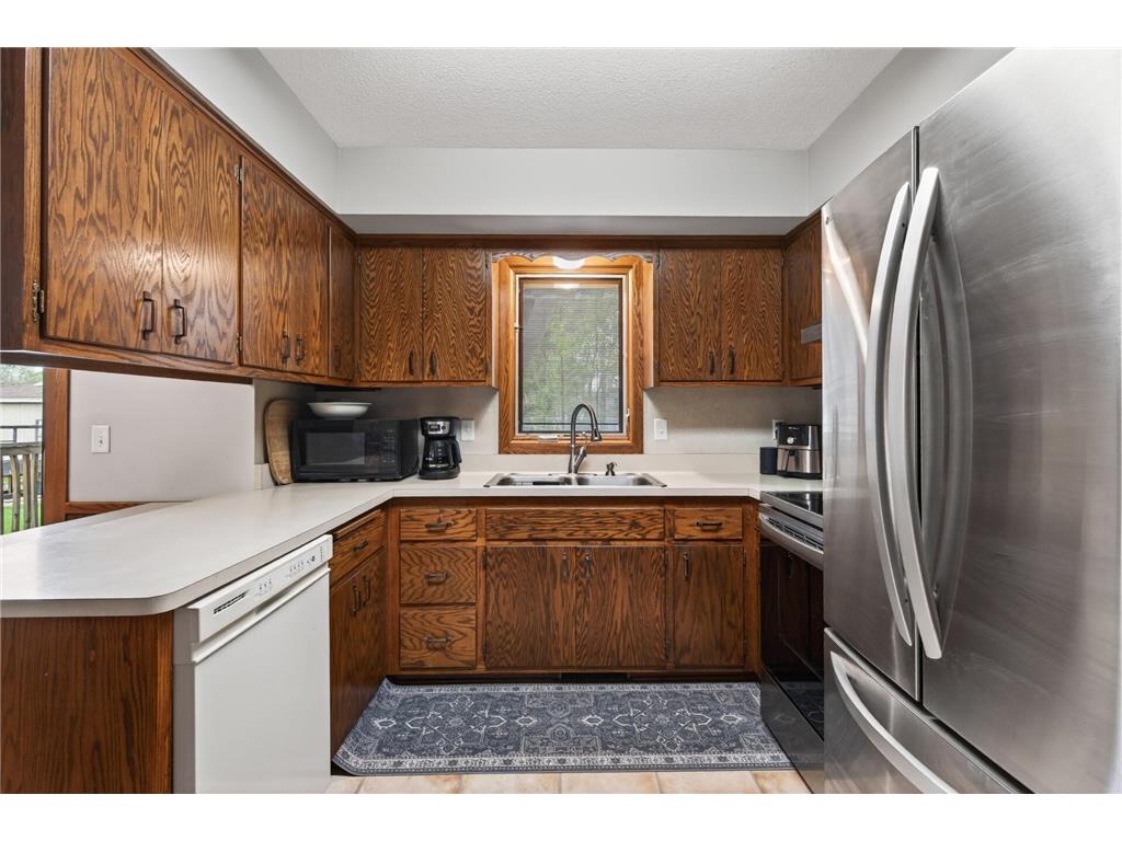5296 83rd Avenue N Brooklyn Park MN 55443 7067384 image14